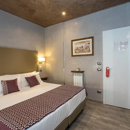 Vaticano Julia Guest House 2*