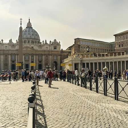 Vaticano Julia Guest House 2* Rome